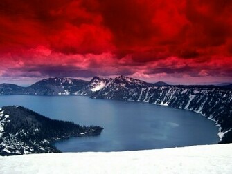 Crater Lake Oregon Travel News Tourist Attractions And Vacation