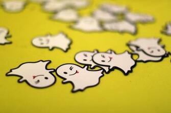 Snapchat Update Insert Links Use Creative Background