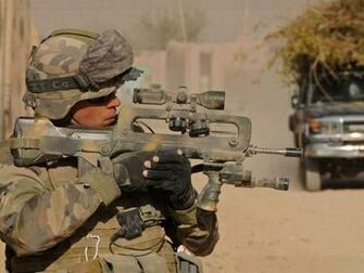 Soldiers Army Us Marines Corps Famas Bjc2