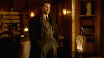 Neo Noir Featurette For Guillermo Del Toro S Nightmare Alley