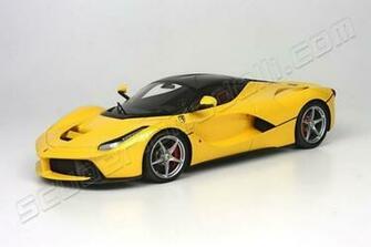 Black And Yellow Ferrari Desktop Wallpaper HDblackwallpaper
