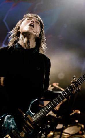 Cali Phares On Crossfaith With Image Life Is Strange