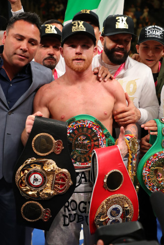 Canelo Alvarez Defeats Daniel Jacobs On Points In Las Vegas