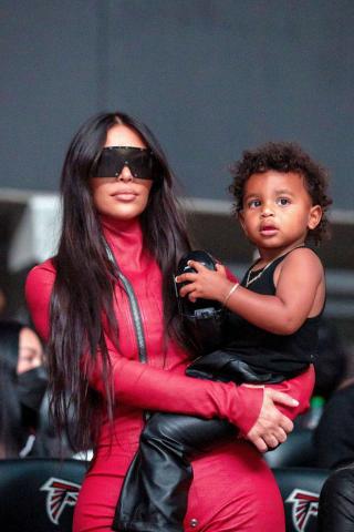 Kim Kardashian Psalm At Kanye West S Donda Party Photos