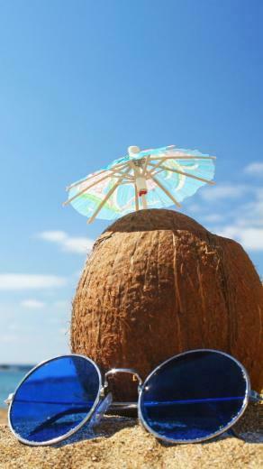Summer Accessories iPhone 5s Wallpaper