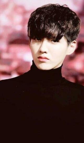 Kris Wu Lockscreen