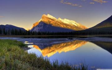 Of Mountain Background Image And Wallpaper Yl Computing
