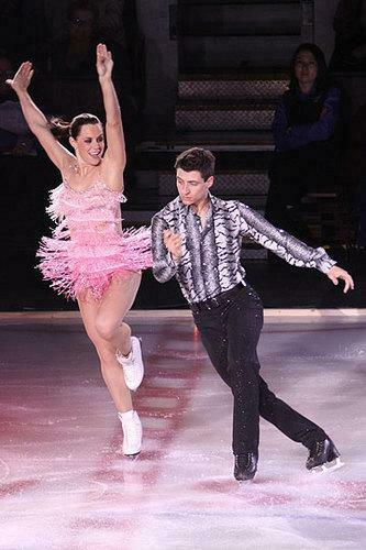 Tessa Virtue Scott Moir Image Stars On Ice