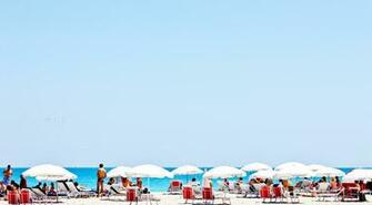 Beach Party People Sand Sky Summer Umbrella HD Wallpaper