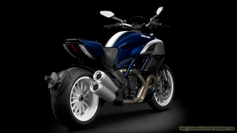 Automobile Trendz Ducati Diavel Wallpaper