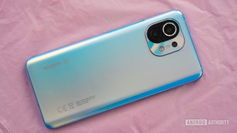 Xiaomi Mi Re One Cool Customer But Is It A Galaxy S21 Killer