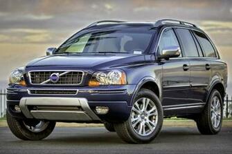 Volvo Xc90 Wallpaper In Blue Colors