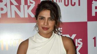 Priyanka Chopra S Outfit Will Inspire You To Try Wearing Head