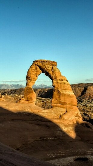 Arches National Park Scenery Wallpaper For iPhone