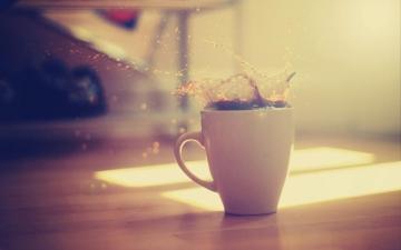 Coffee Splash Phone Wallpaper