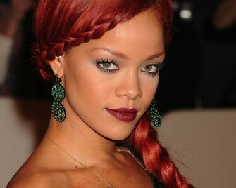 Rihanna Plait