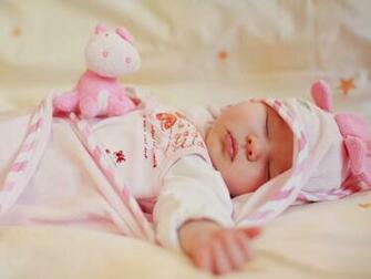 New Born Baby Wallpaper