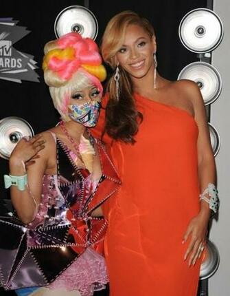 Beyonce Knowles And Nicki Minaj Photos Mtv Video Music Awards