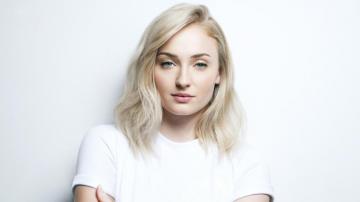 Sophie Turner Beautiful Blonde Girl 8k Wallpaper