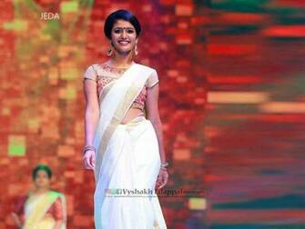 Beutiful New Actress Priya Prakash Varrier All HD Wallpaper