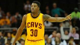 Utah Jazz Smart To Help Cleveland Cavaliers Pursuit Of Kevin Love