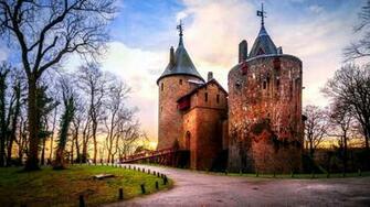 Coch Castle Cardiff Wales Bing Gallery