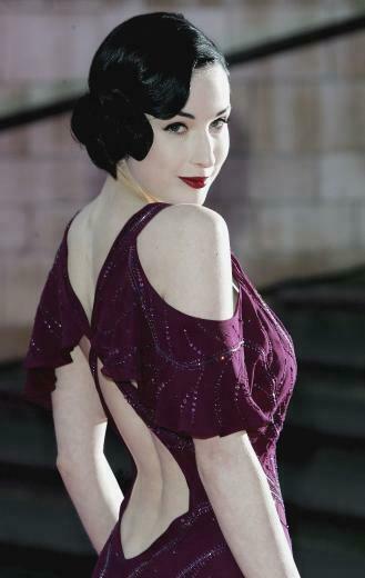 Eccentric And Unique People Gambar Dita Von Teese HD Wallpaper