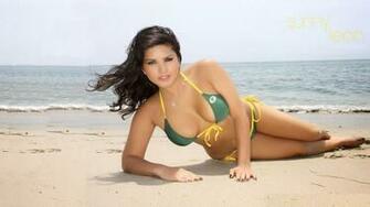 Sunny Leone Wallpaper HD