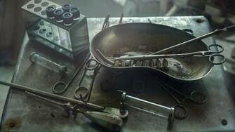 Medicine Tools Wallpaper