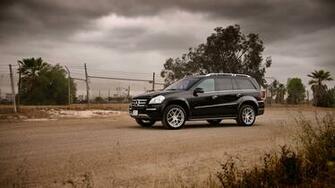 Mercedes Benz Gl Class Wallpaper