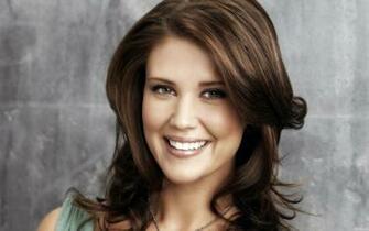 Sarah Lancaster Background Wallpaper Wallpaperin4k Net