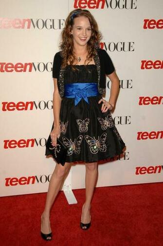 Kay Panabaker Wallpaper Beautiful