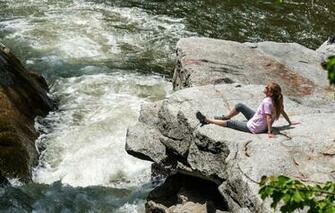 Wallpaper Girl The Sun Nature River Rocks For Sitting