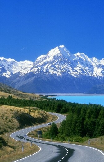New Zealand Scenery Car Pictures