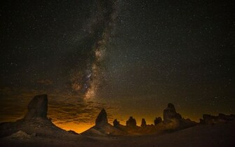 Starry Sky Over The Desert Wallpaper