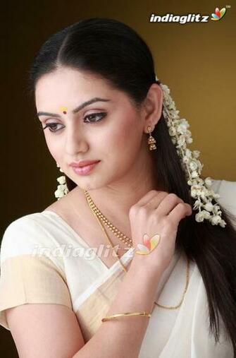 Shruthi Prakash Kannada Actress Image Gallery