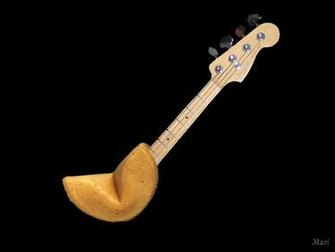 Pocket Labels Bass Guitar Fun Humor Wallpaper
