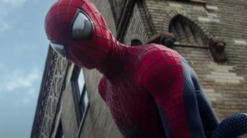 Andrew Garfield Continues To Tell People That He S Not In Spider