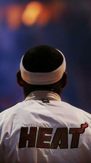 Fonds D Cran Nba Pour F Ter La Carri Re De Kobe Bryant