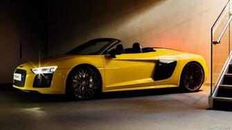 Audi R8 V10 Spyder Top Down Front Three Quarter