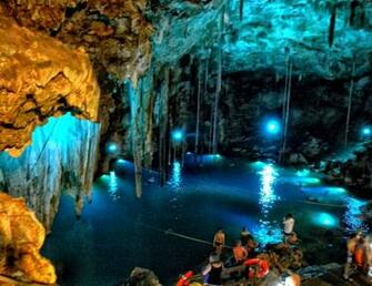 Beautiful Cenote Dzitnup Wallpaper