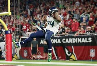Hold My D Marshawn Lynch S Crotch Grab ToucHDown Celebrations Are
