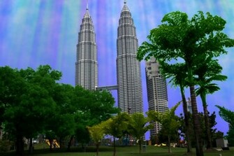 Day On Klcc Petronas Tower Wallpaper
