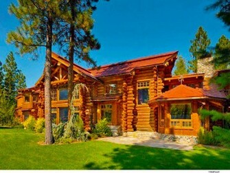 Cabane En Bois Rond Wallpaper