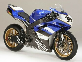 Cool Image Yamaha R1 Wallpaper
