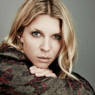 Clemence Poesy Makeup Desktop Wallpaper For Samsung