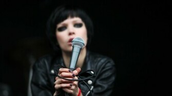 Alice Glass Wallpaper