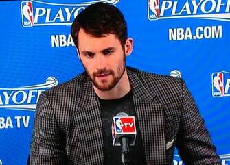 Cavaliers Re Sign Forward Kevin Love Kennyroda