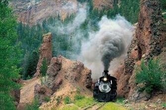 Classic Trains Wallpaper Train Crossing Mountains