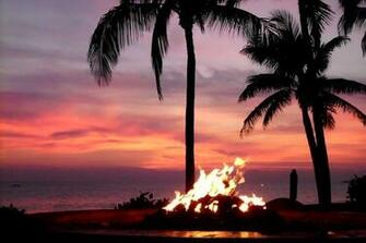 Campfire Skies Beaches Wallpaper Desktop